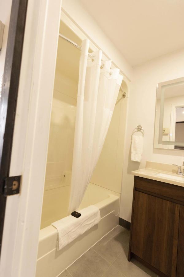 Motel 7 Inn & Suites Beresford 외부 사진
