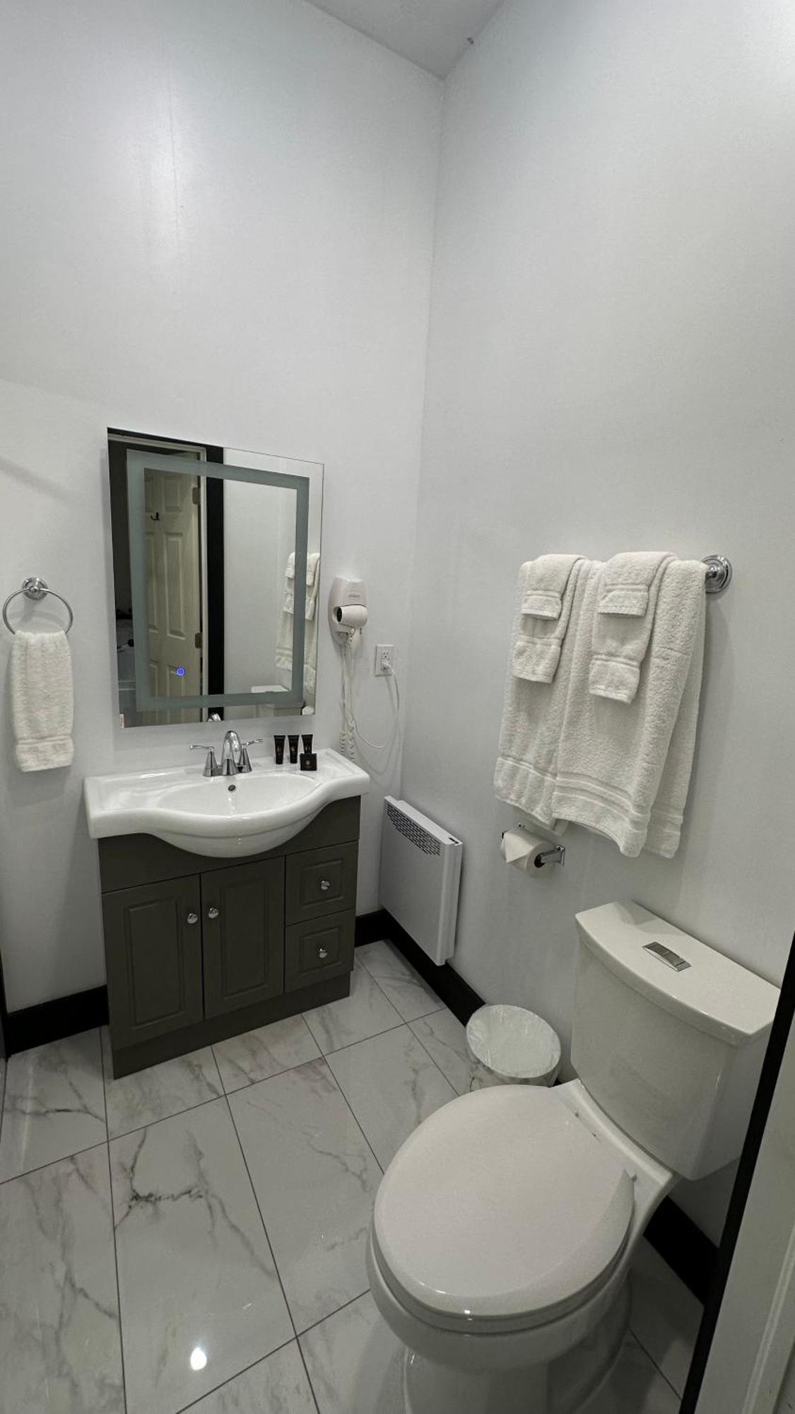 Motel 7 Inn & Suites Beresford 외부 사진