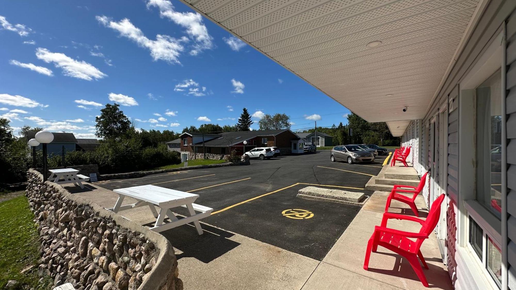 Motel 7 Inn & Suites Beresford 외부 사진