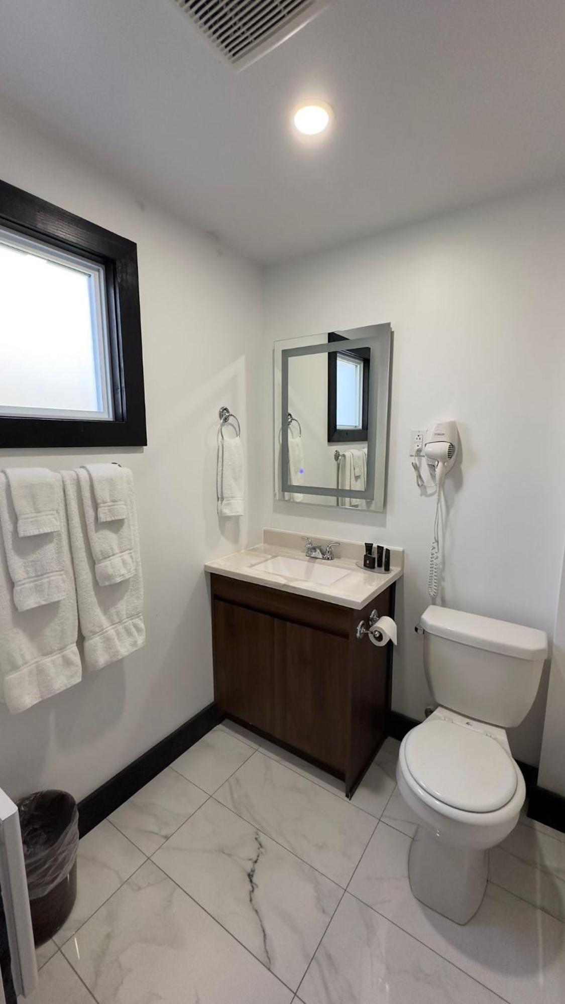 Motel 7 Inn & Suites Beresford 외부 사진